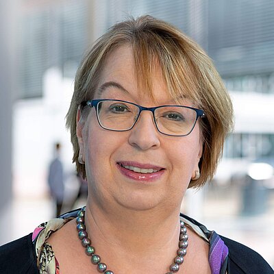 Dr. Silke Stahl-Rolf Dr. Silke Stahl-Rolf