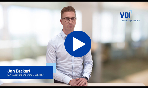 Vorschaubild eines Videos. Es zeigt den neuen Azubi Jan im Interview